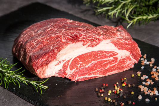 A Hagyomány és Minőség Találkozása: Fedezze fel a Prémium Magyar Marhahús Ízét!